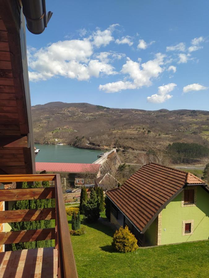 Vila Jezero Bajina Basta Bagian luar foto