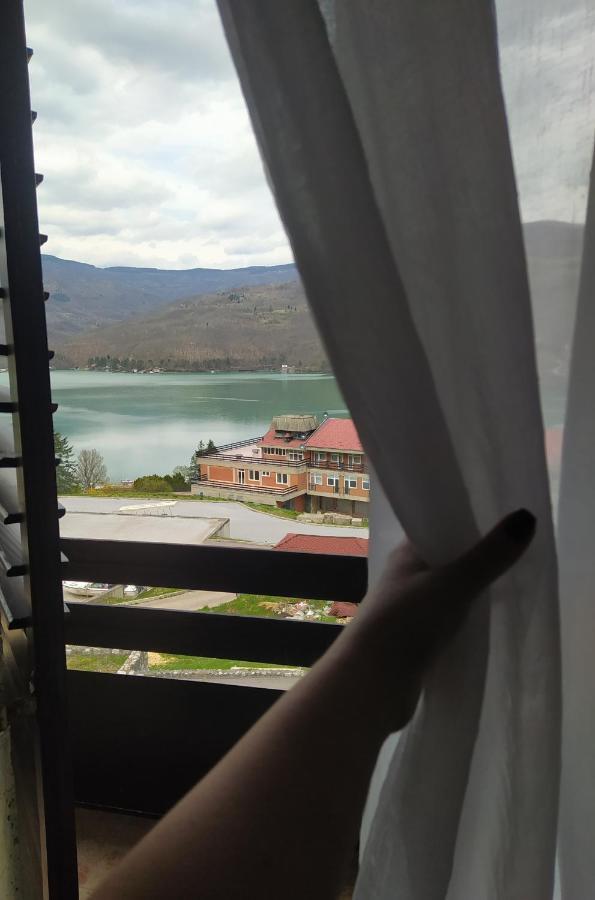 Vila Jezero Bajina Basta Bagian luar foto